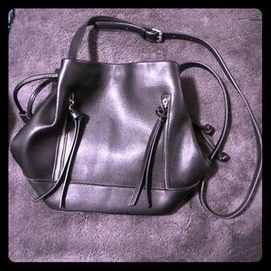 Express bucket purse